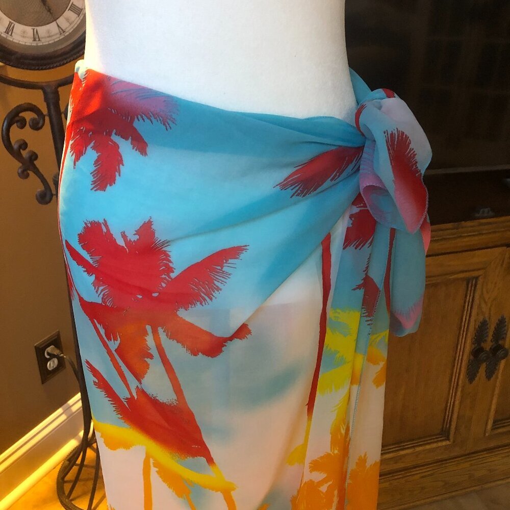 Vintage 54x54 Inch Wrap/Scarf w/Palm trees, Beach, Resortwear, Vacation One Size
